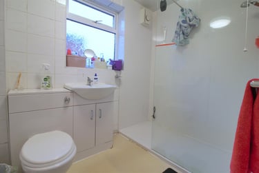 3 bed flat, Ancrum Street, Spital Tongues, Newcastle, NE24LR - Image 2